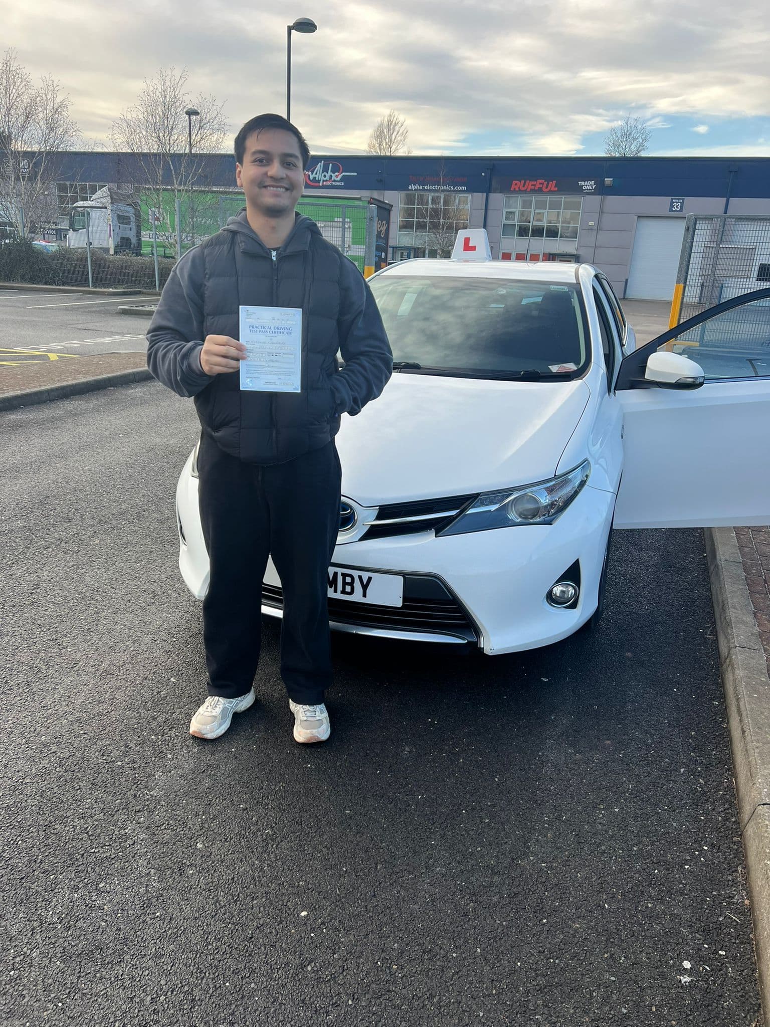 Oliver P. passed their driving test in Leeds